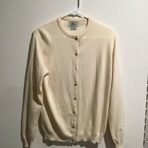 100% Cashmere vtg cardigan